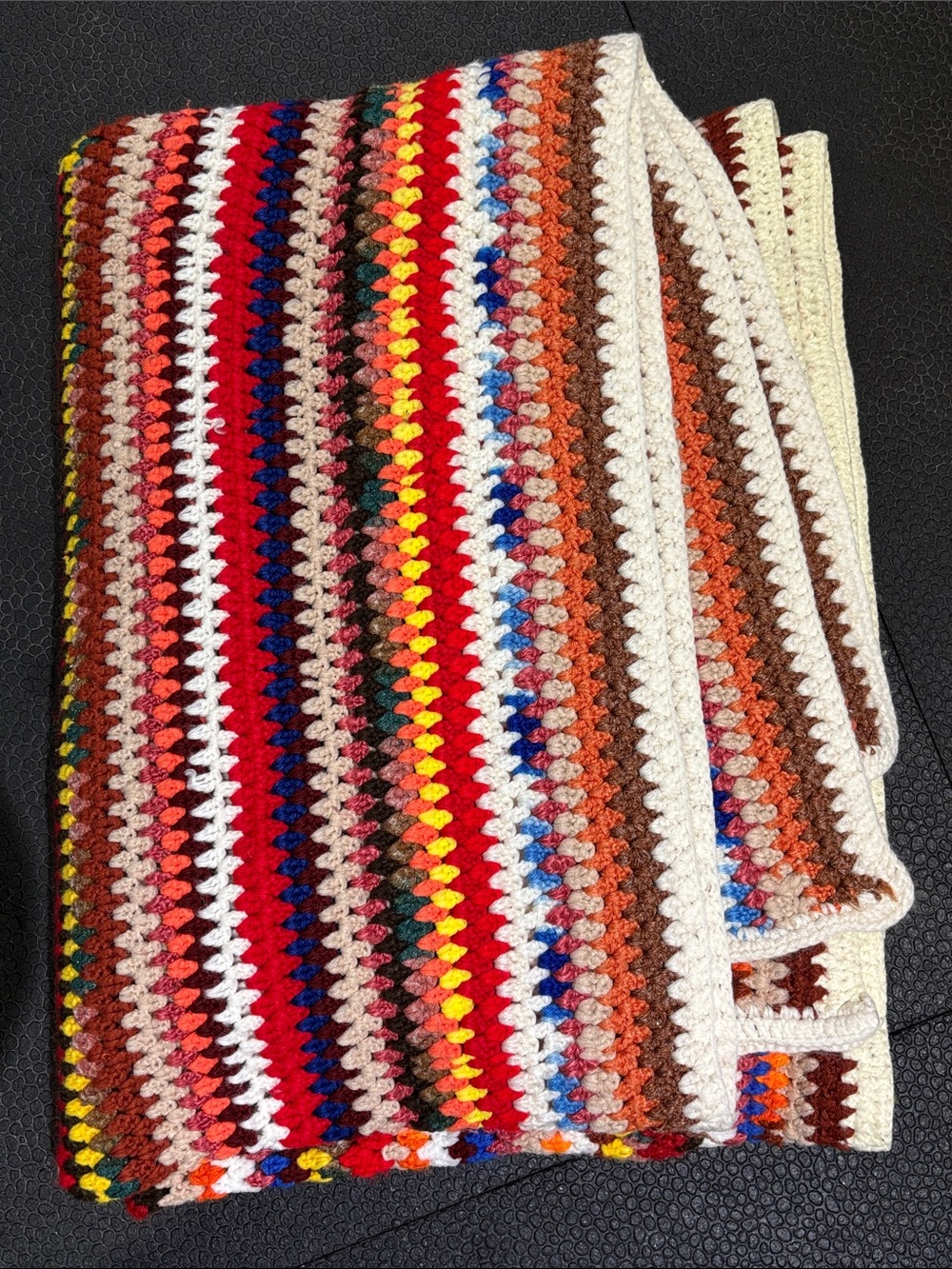 Vintage handmade blanket 70s fall colours